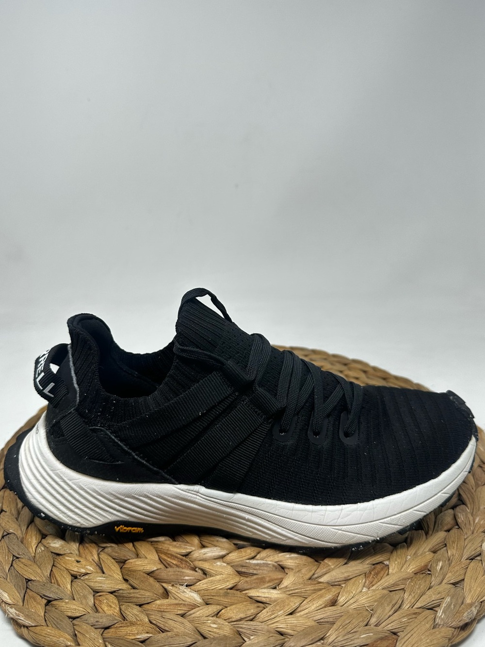 Merrell Embark Lace‎ Black White Trail Running Shoes Vibram Size 8 Men's